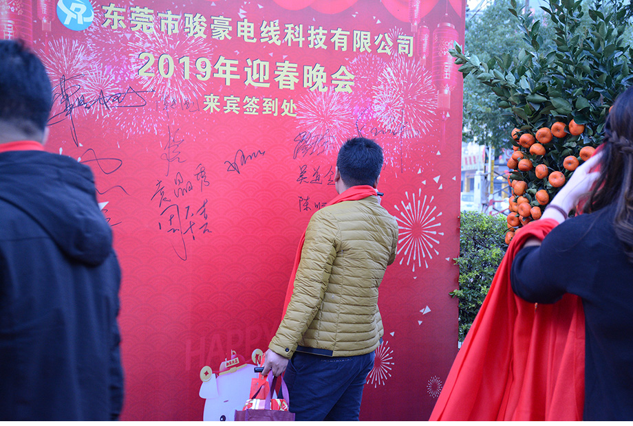 门徒娱乐-科技赋能场景,让娱乐更有趣!